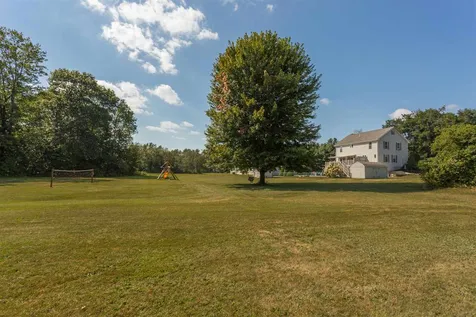 293 Wadleigh Falls Road Newmarket NH 03857