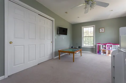293 Wadleigh Falls Road Newmarket NH 03857