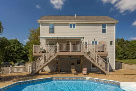293 Wadleigh Falls Road Newmarket NH 03857