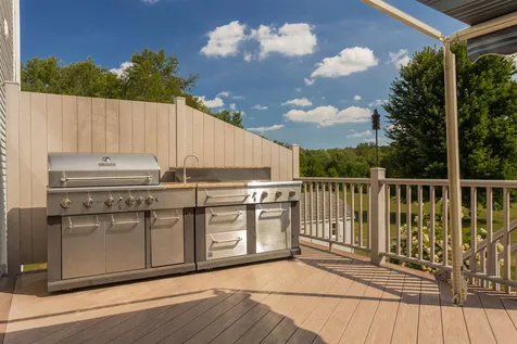 293 Wadleigh Falls Road Newmarket NH 03857
