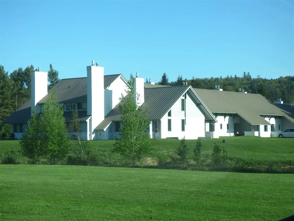 240 Village Green Road Stowe VT 05672