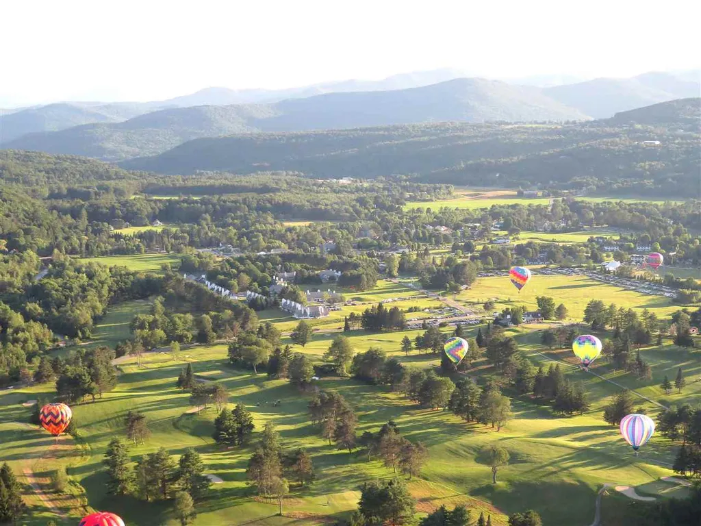240 Village Green Road Stowe VT 05672
