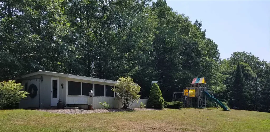 26 Brook Road Sunapee NH 03782