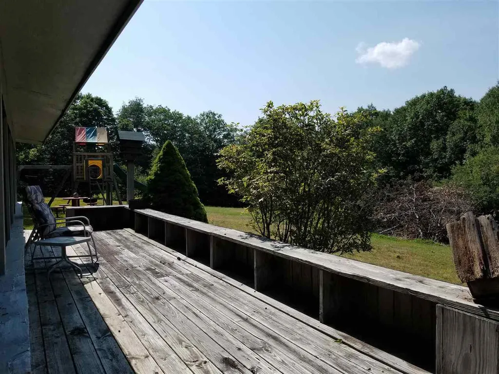 26 Brook Road Sunapee NH 03782