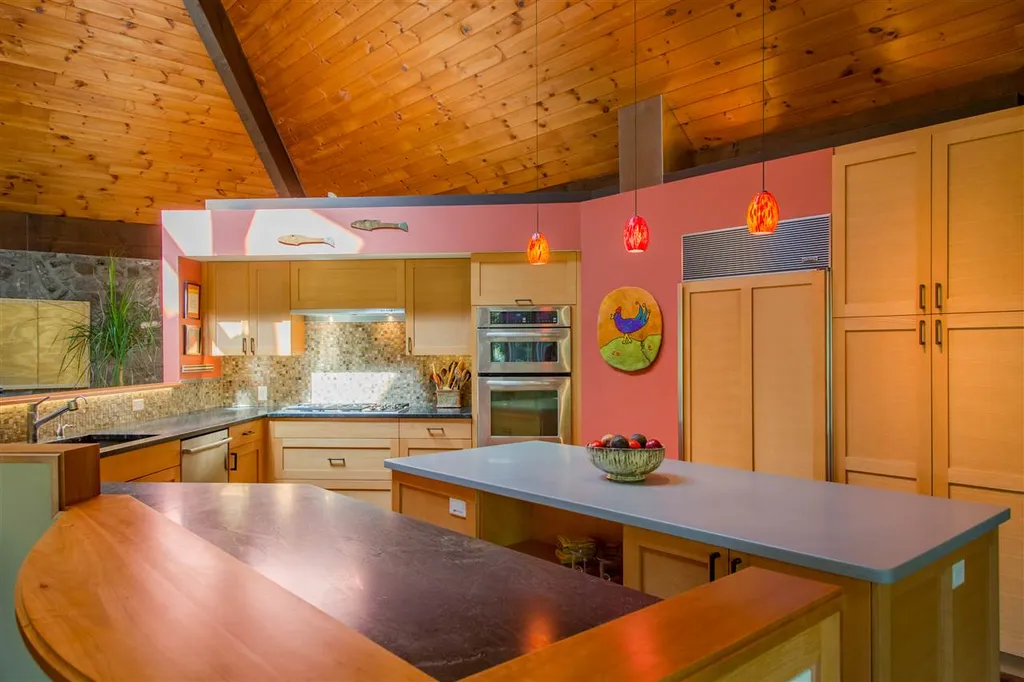 293 Mead Farm Road Hinesburg VT 05461