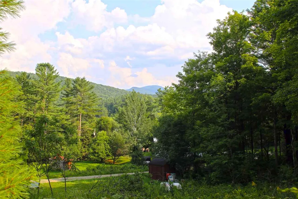 193 Curran Drive North Cambridge VT 05464