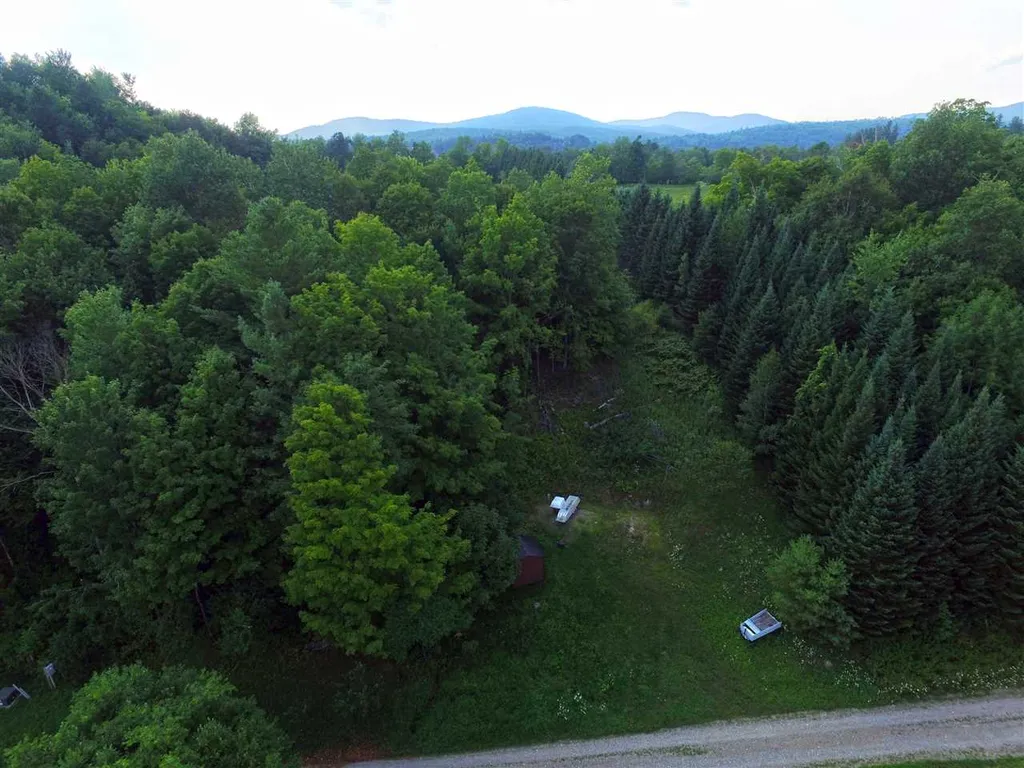 193 Curran Drive North Cambridge VT 05464