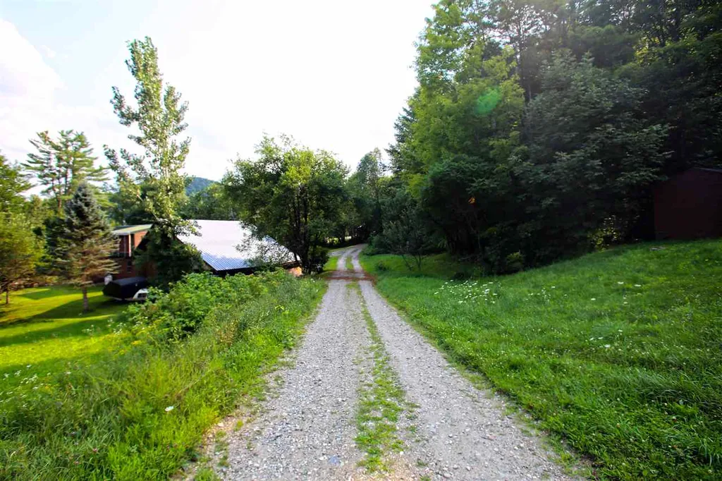 193 Curran Drive North Cambridge VT 05464