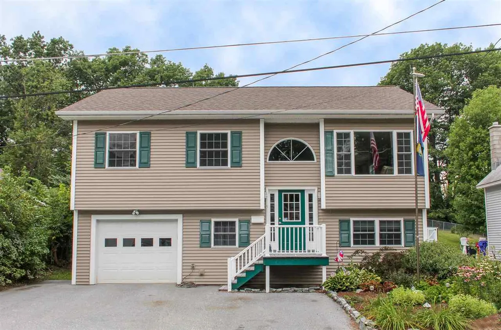 5 Camp Street Essex VT 05452