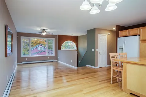 5 Camp Street Essex VT 05452