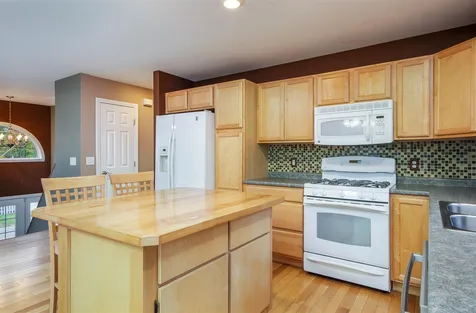 5 Camp Street Essex VT 05452