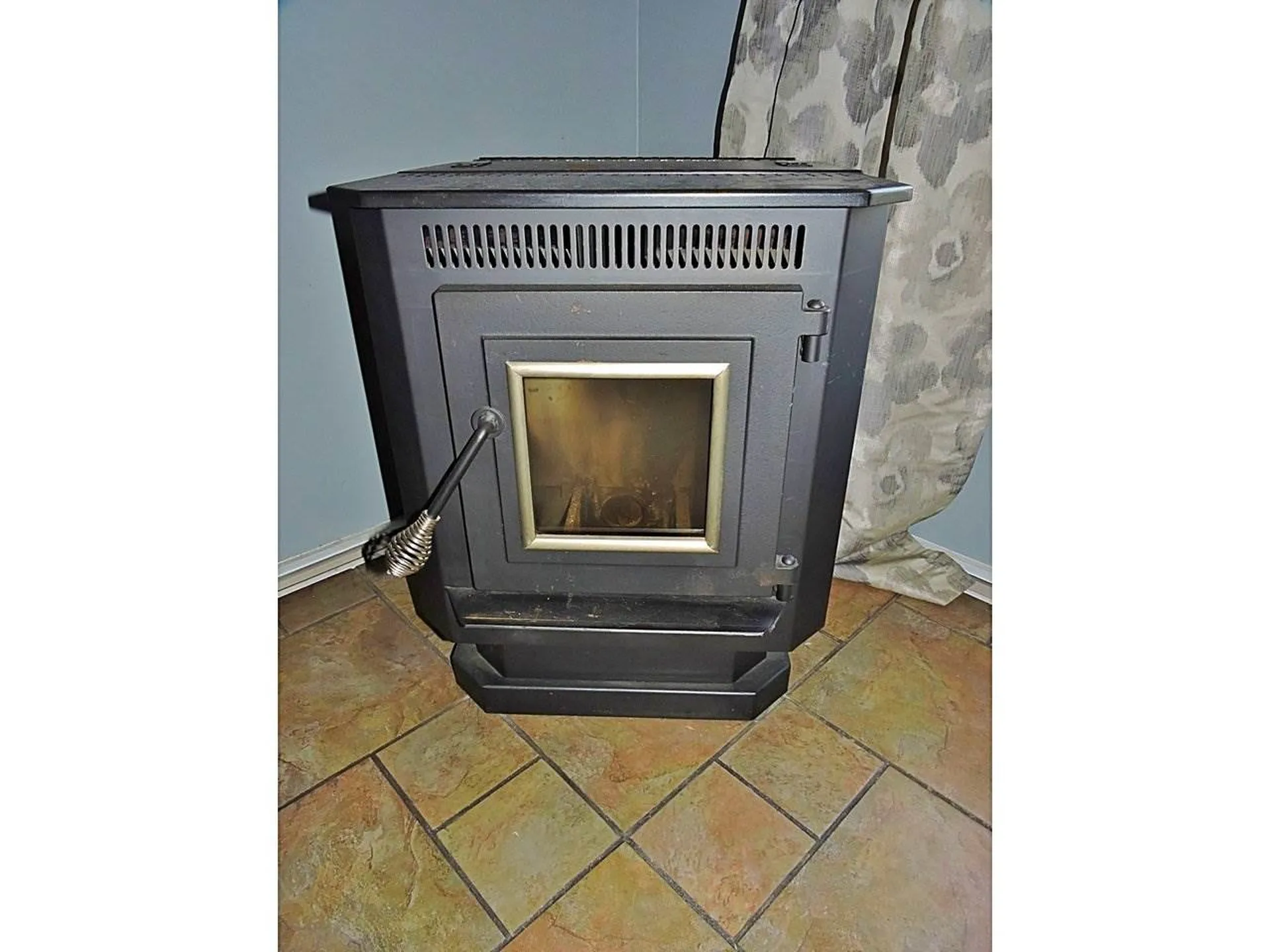 24 Meadow Lane Vergennes VT 05491
