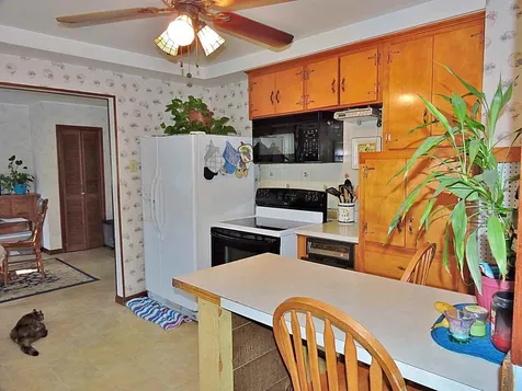 24 Meadow Lane Vergennes VT 05491