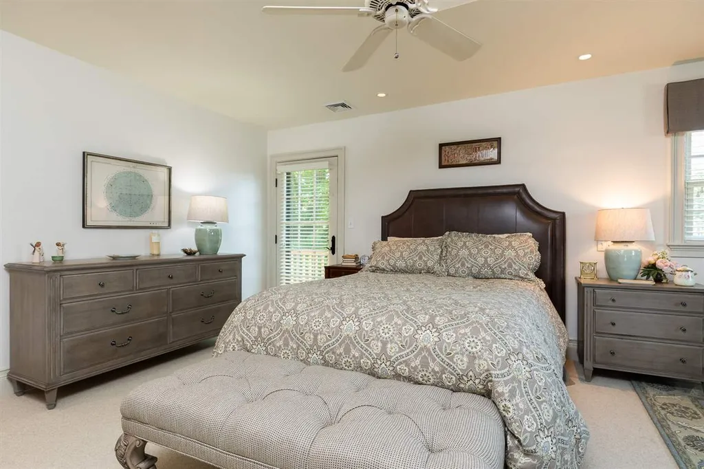 449 Court Street Portsmouth NH 03801