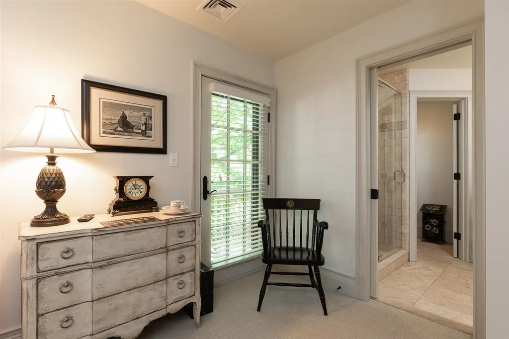 449 Court Street Portsmouth NH 03801
