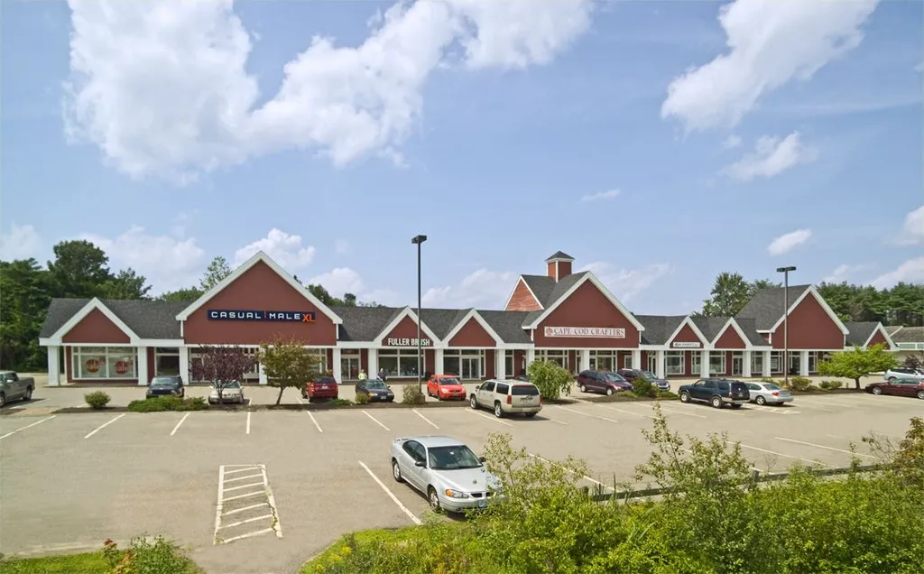 8 Dexter Lane Kittery ME 03904