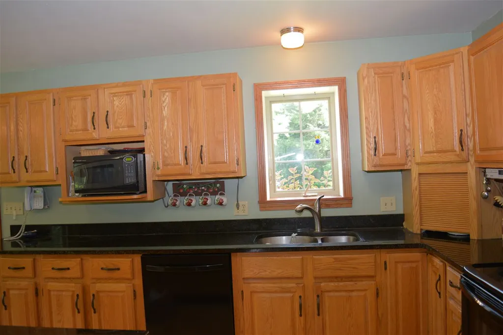 42 Bouldervale Road Croydon NH 03773