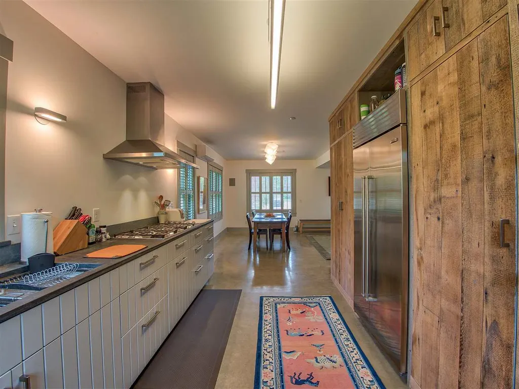 24 Loomis Street Montpelier VT 05602