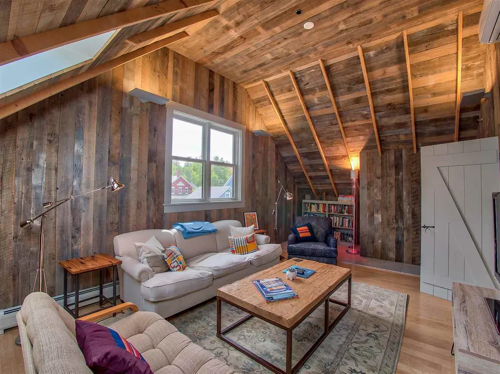24 Loomis Street Montpelier VT 05602