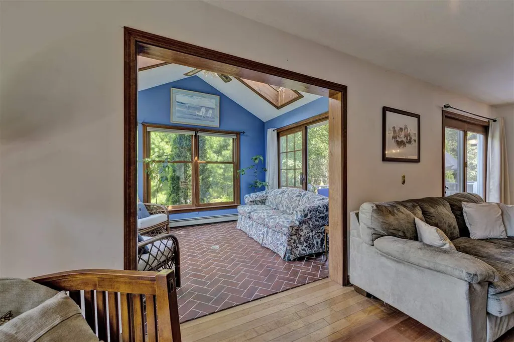 226 Quail Run New London NH 03257
