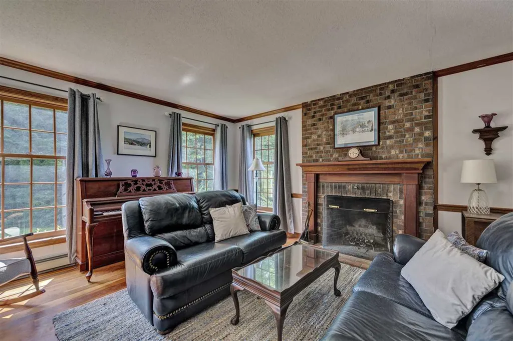 226 Quail Run New London NH 03257