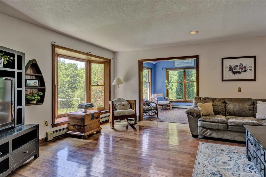 226 Quail Run New London NH 03257