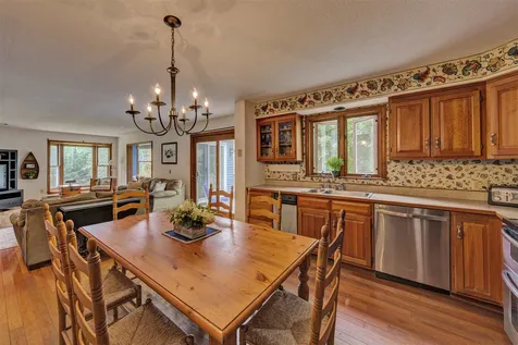 226 Quail Run New London NH 03257