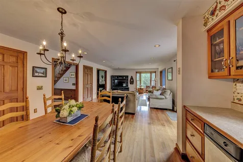 226 Quail Run New London NH 03257