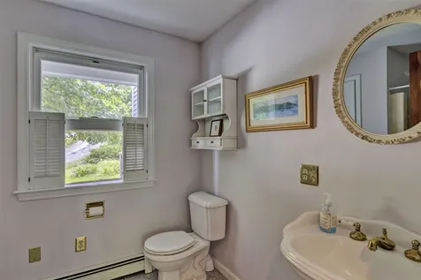 226 Quail Run New London NH 03257