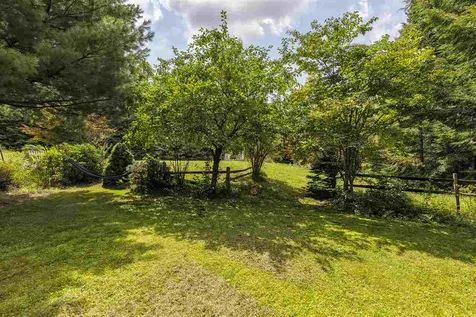 226 Quail Run New London NH 03257