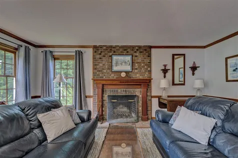 226 Quail Run New London NH 03257