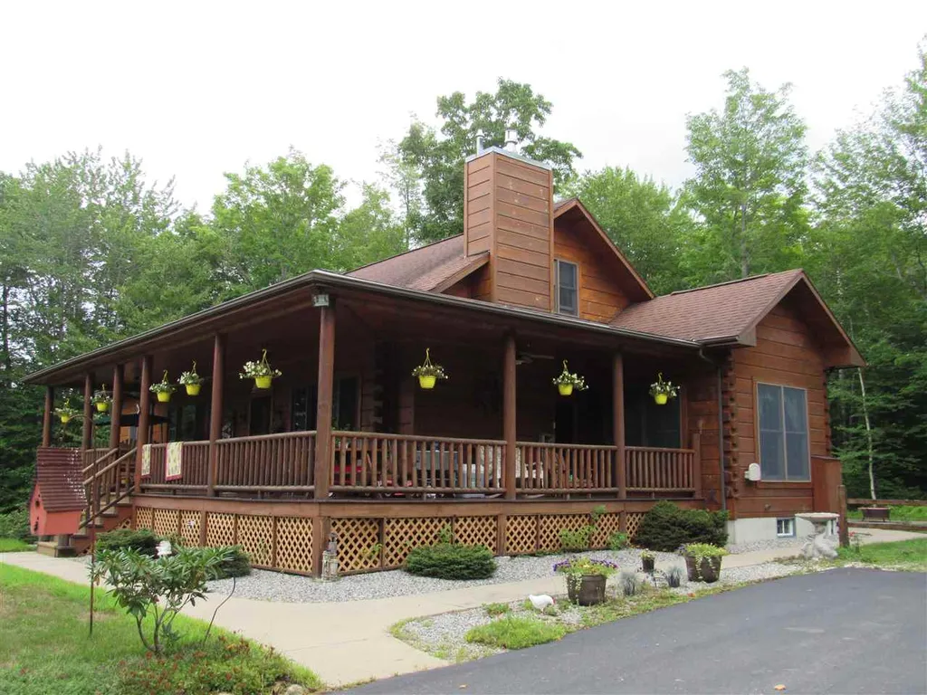 15 Mount Carter Drive Gorham NH 03581