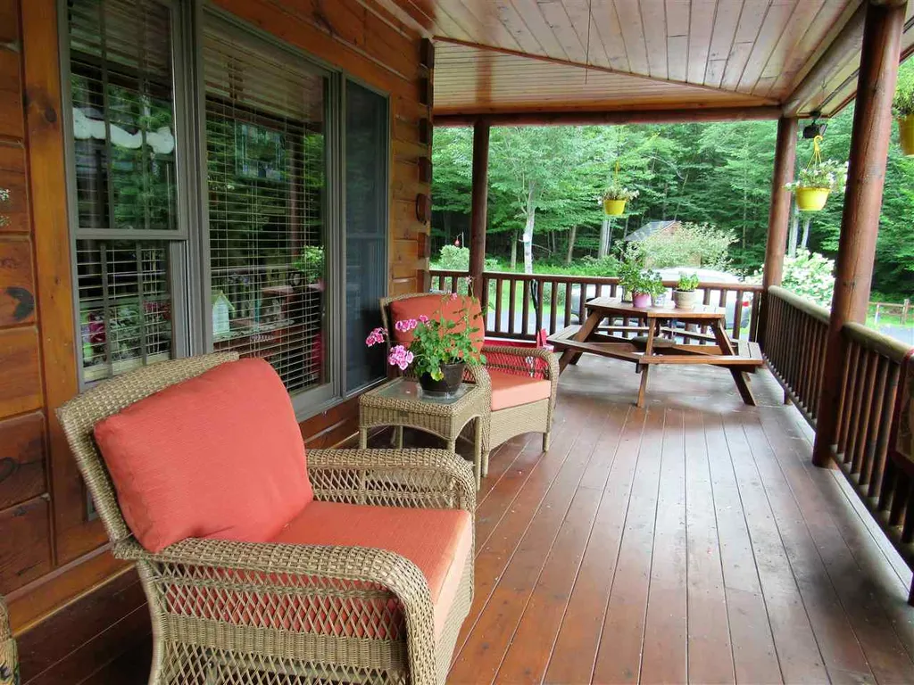 15 Mount Carter Drive Gorham NH 03581