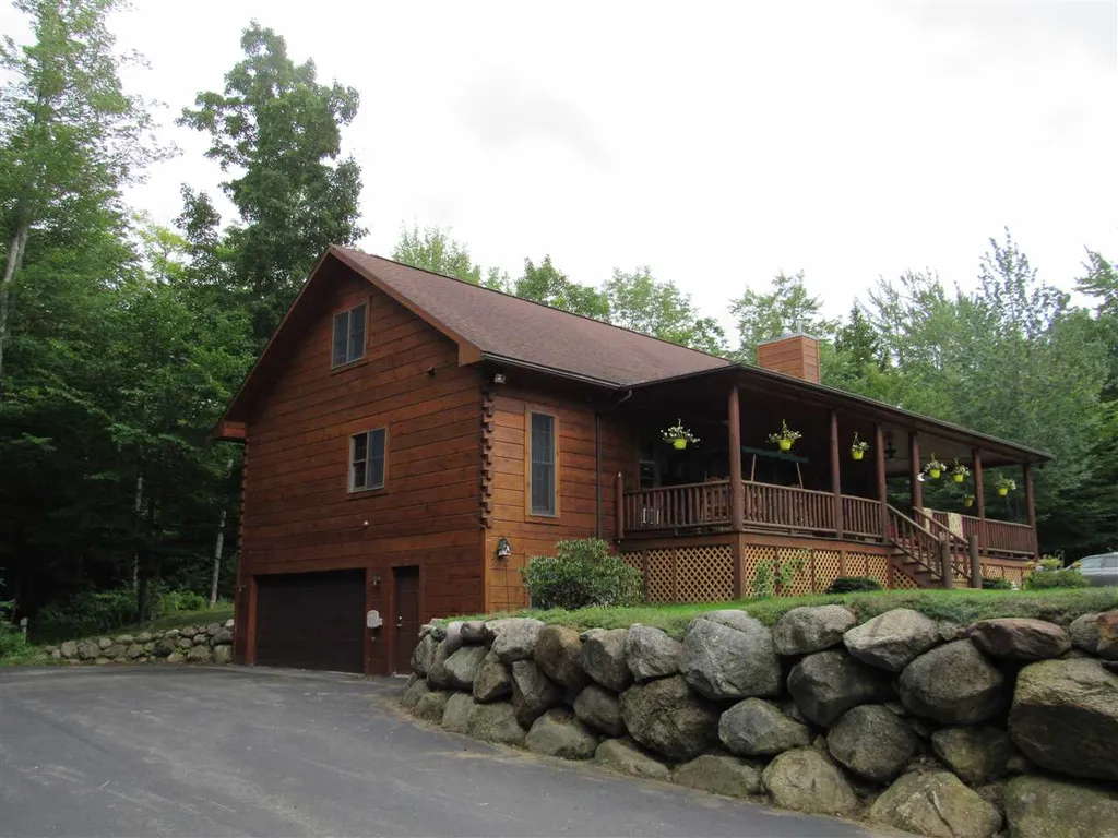 15 Mount Carter Drive Gorham NH 03581