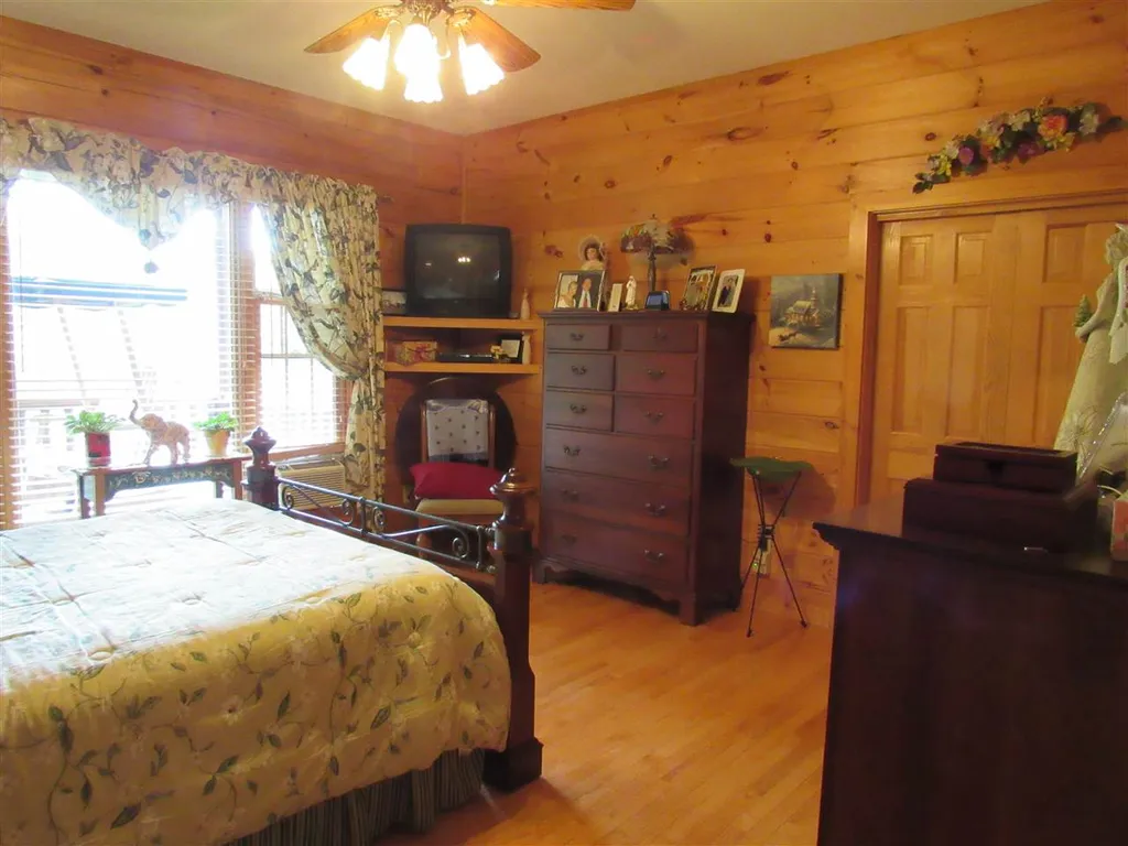 15 Mount Carter Drive Gorham NH 03581