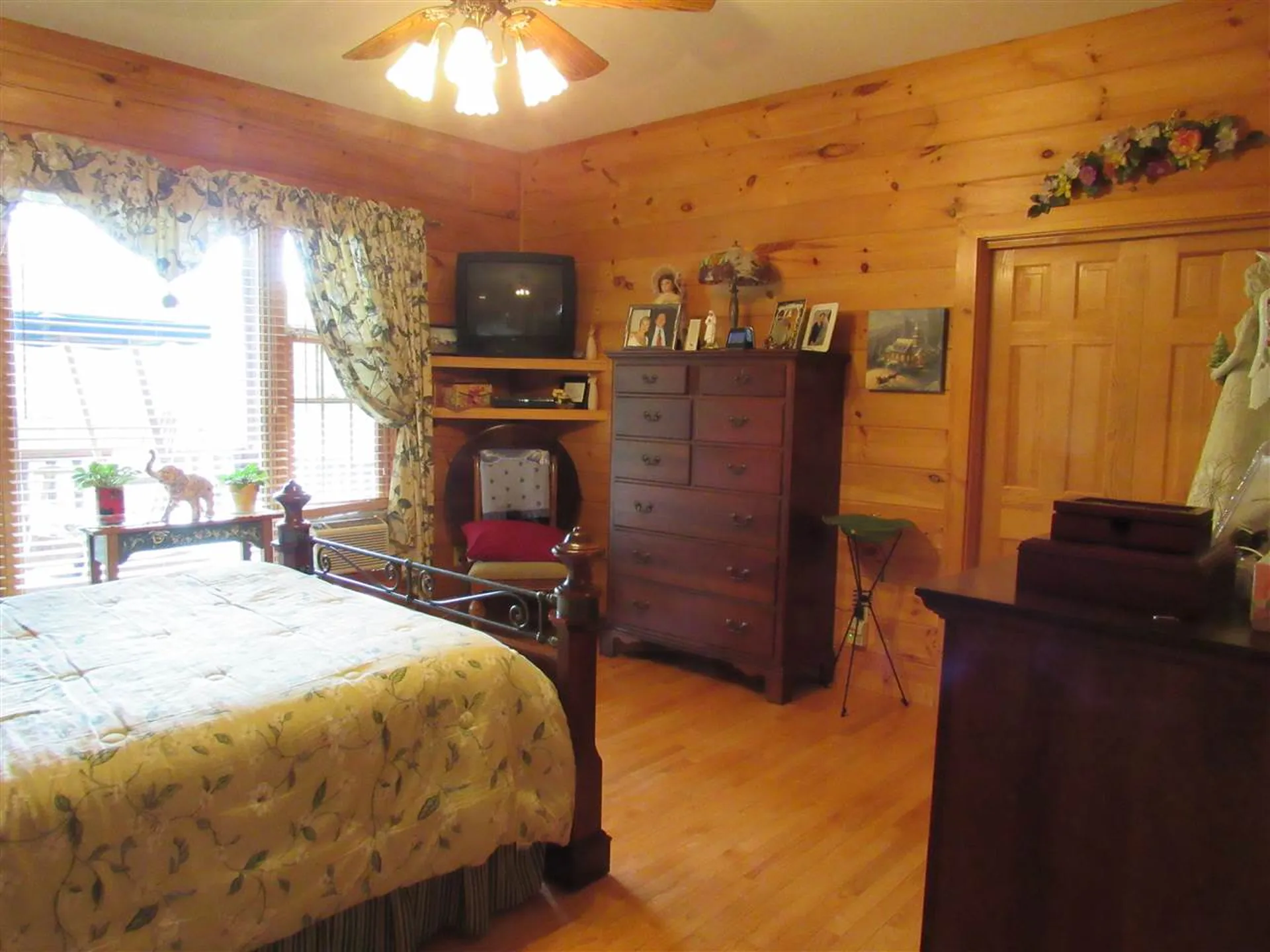 15 Mount Carter Drive Gorham NH 03581