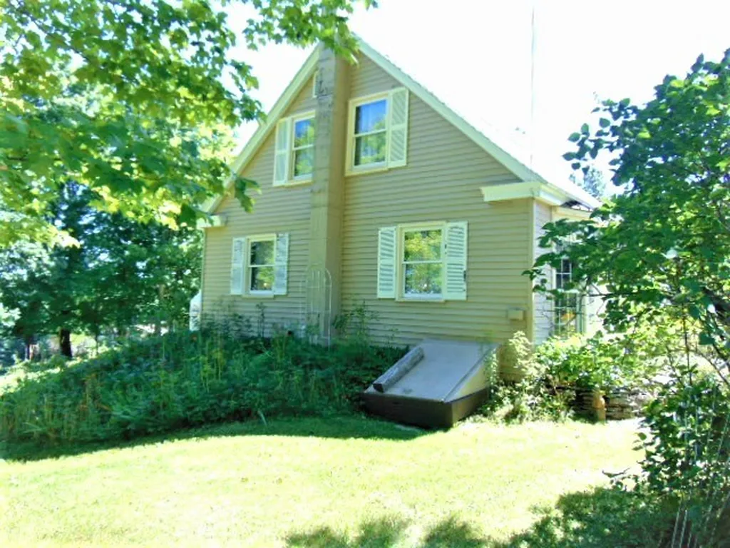 255 Titus Hill Road Colebrook NH 03576