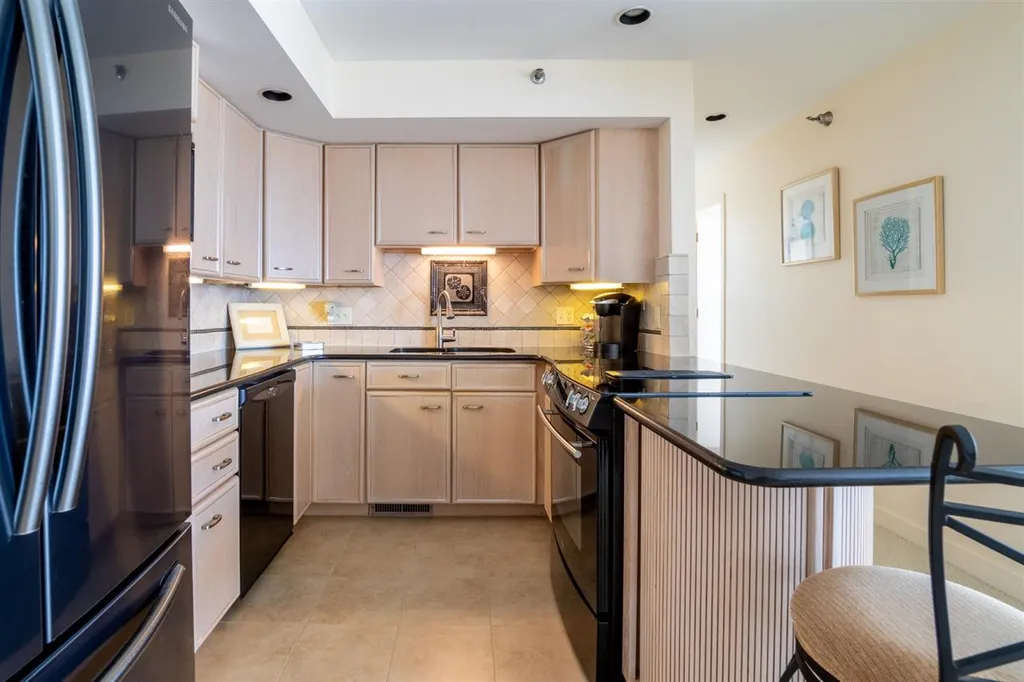 1044 Ocean Boulevard Hampton NH 03842