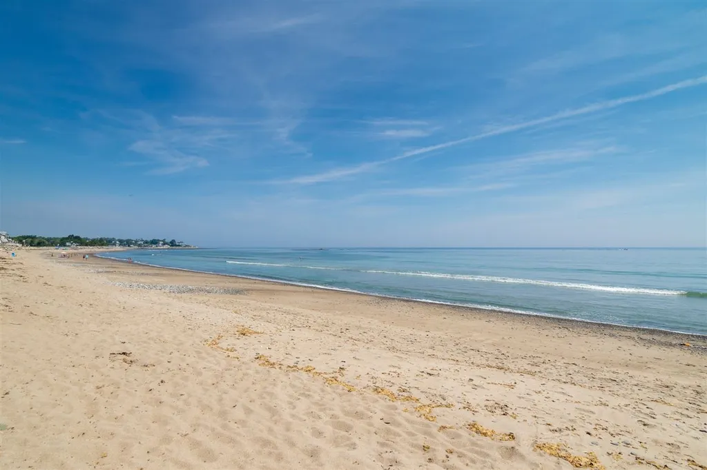 1044 Ocean Boulevard Hampton NH 03842