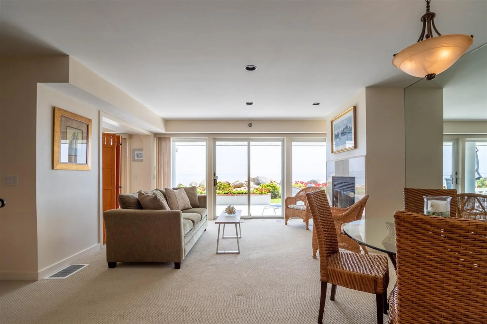 1044 Ocean Boulevard Hampton NH 03842