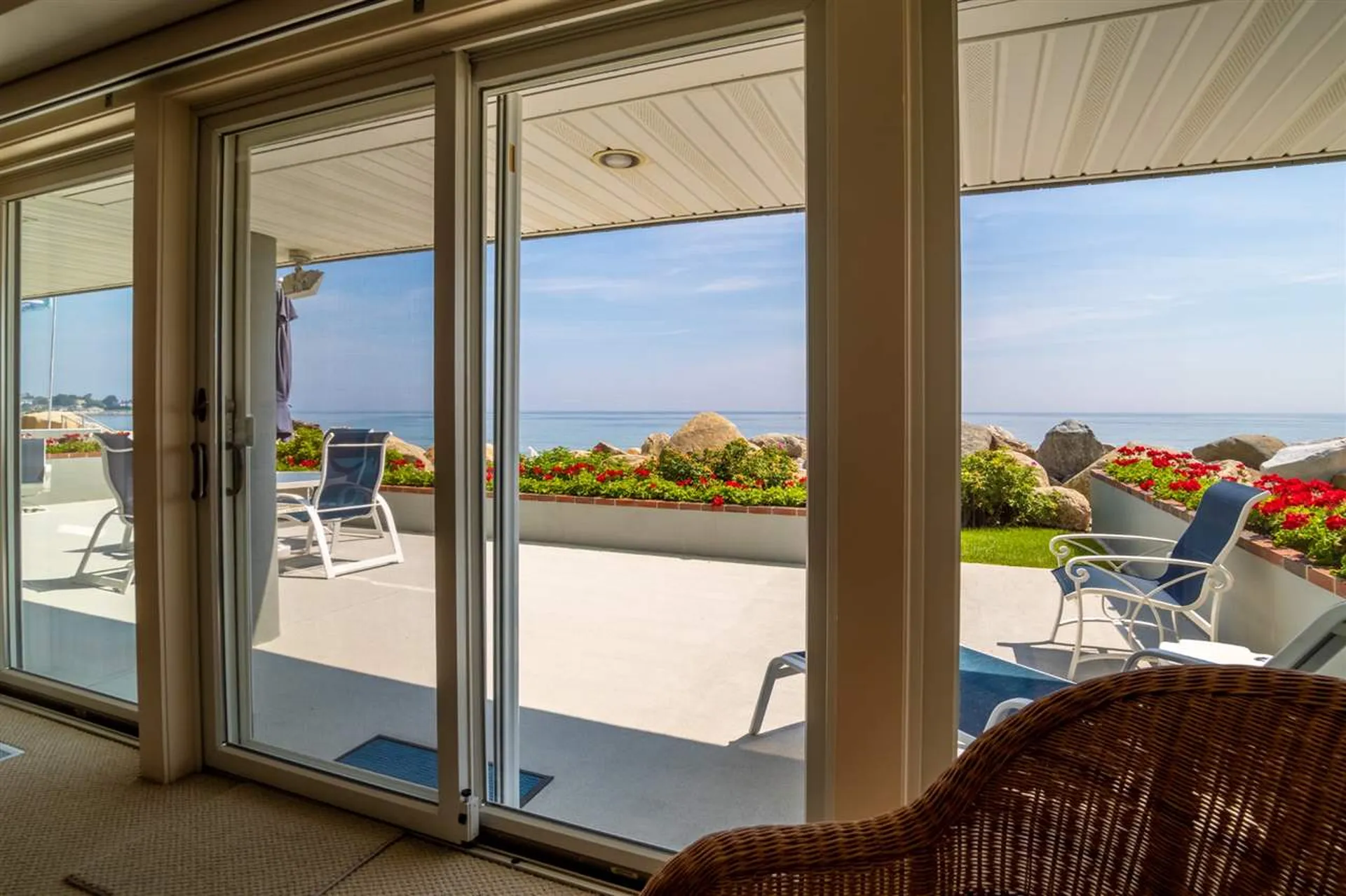 1044 Ocean Boulevard Hampton NH 03842