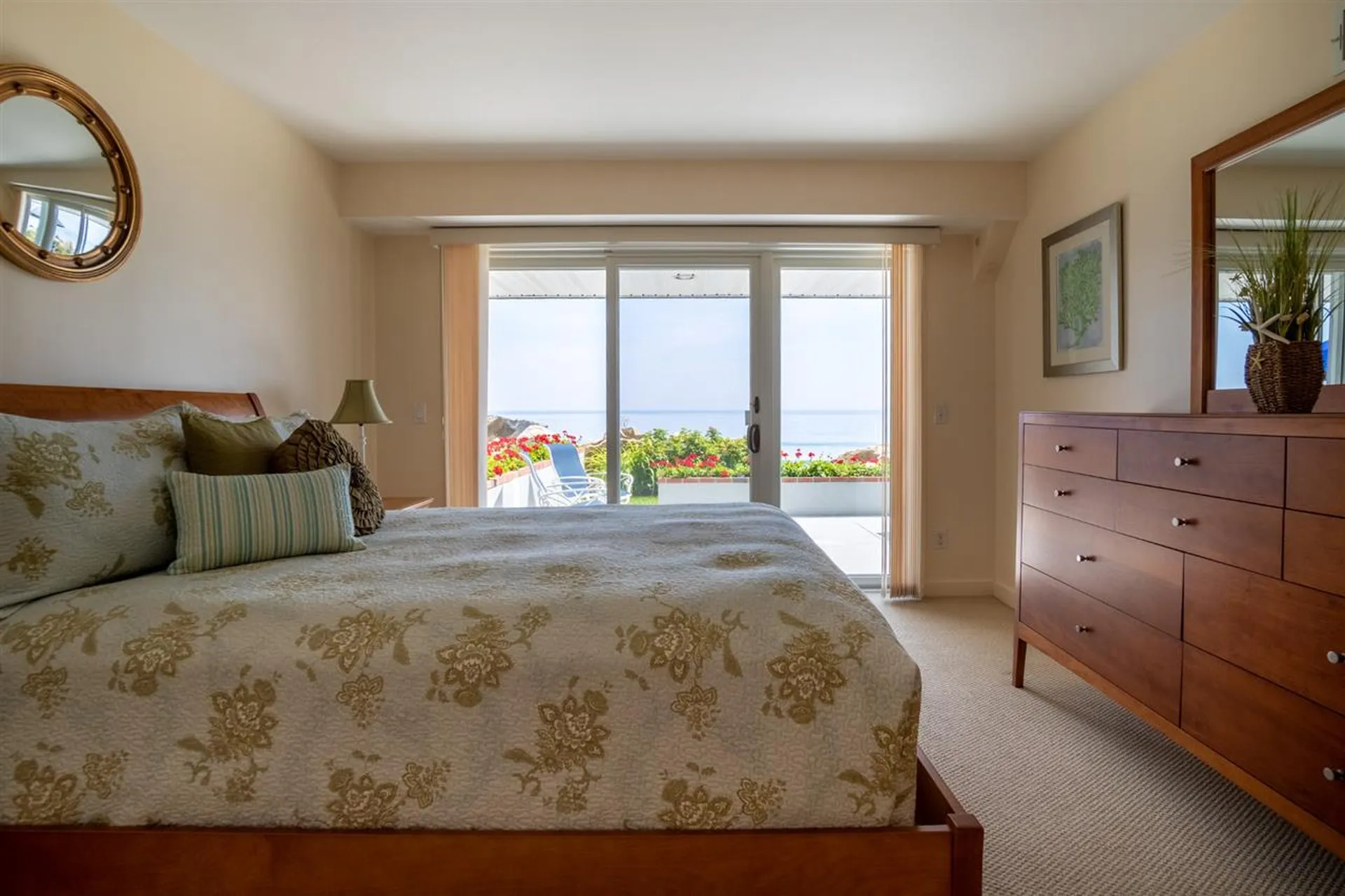 1044 Ocean Boulevard Hampton NH 03842