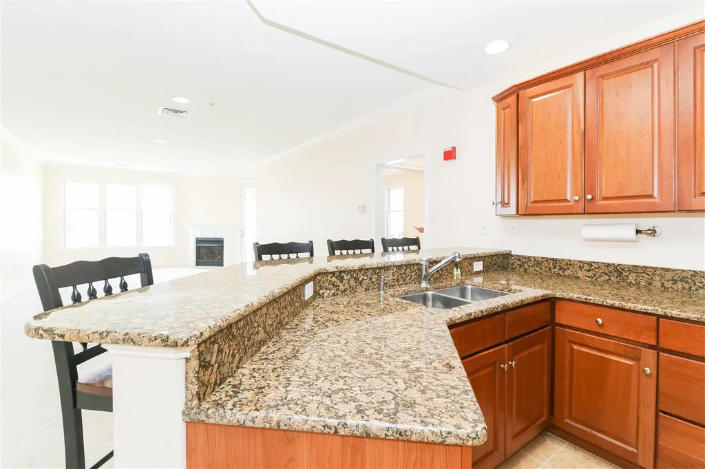 22 K Street Hampton NH 03842