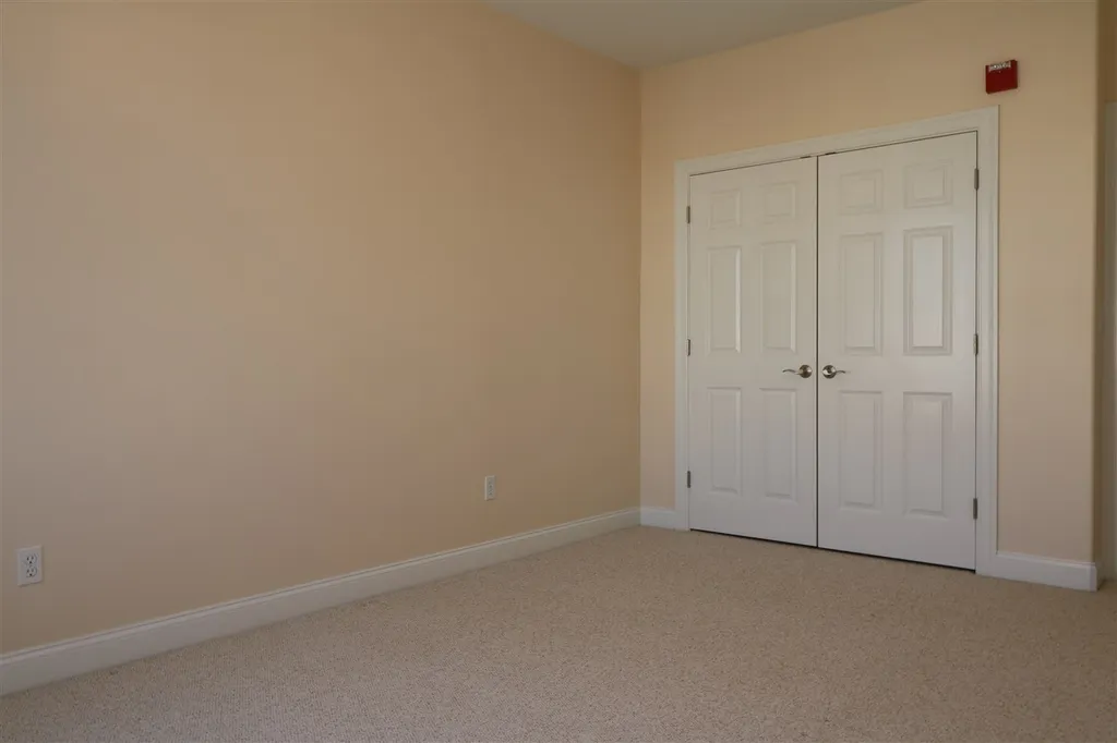 22 K Street Hampton NH 03842