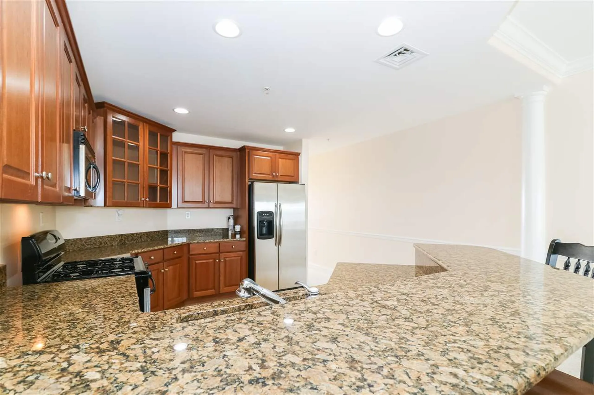 22 K Street Hampton NH 03842