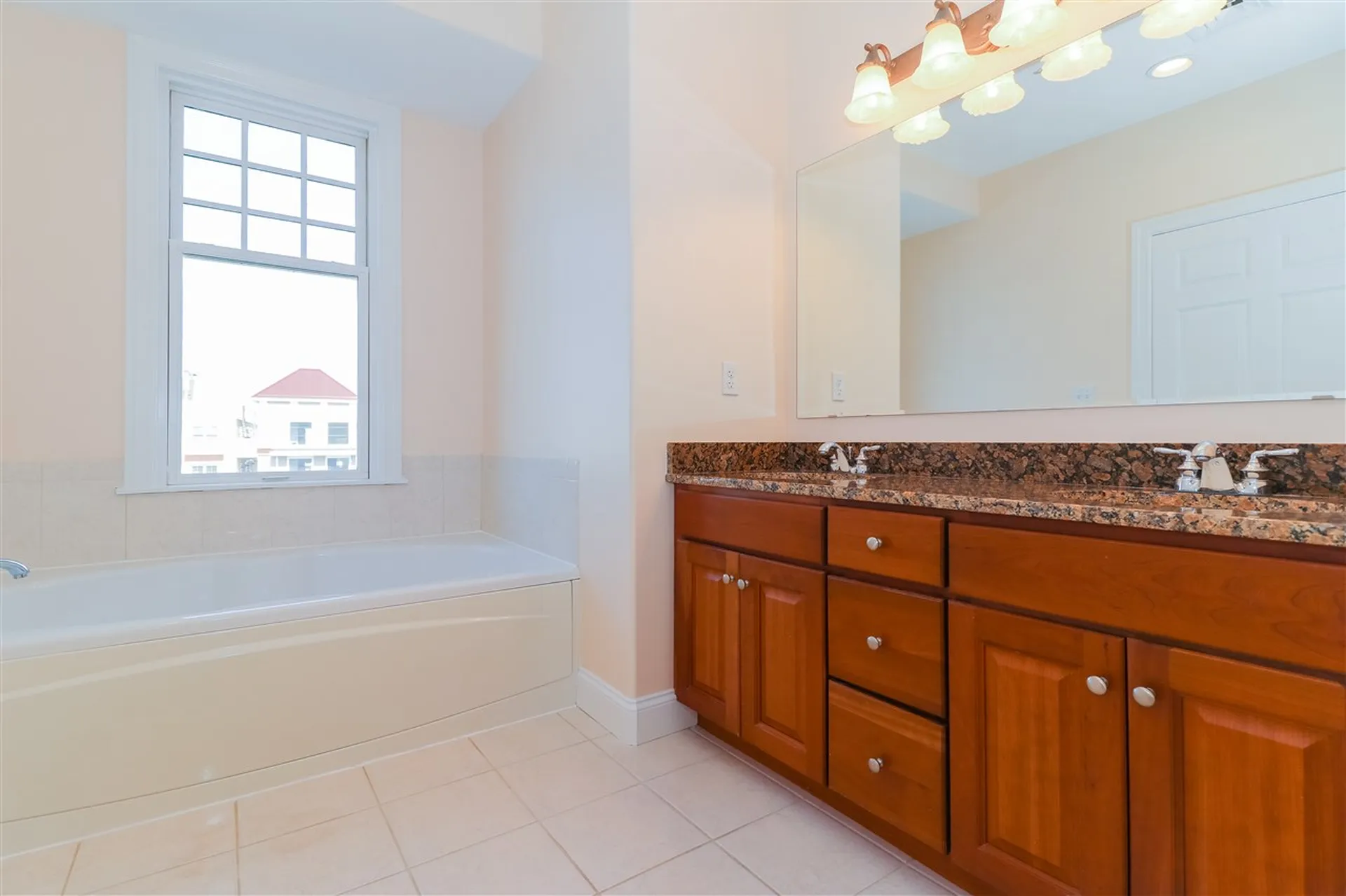 22 K Street Hampton NH 03842