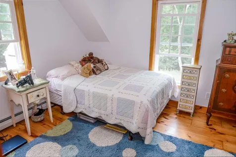 90 Longmarsh Road Durham NH 03824