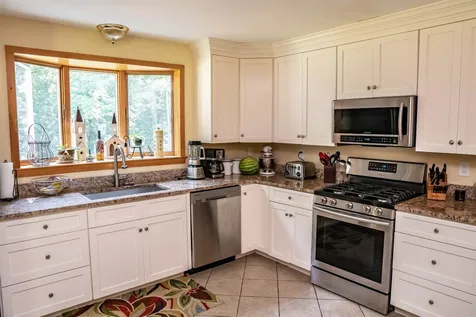 90 Longmarsh Road Durham NH 03824