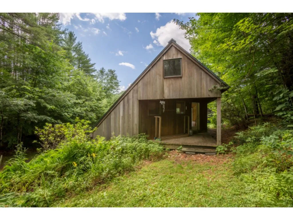 1699 Vt Route 132 Sharon VT 05065