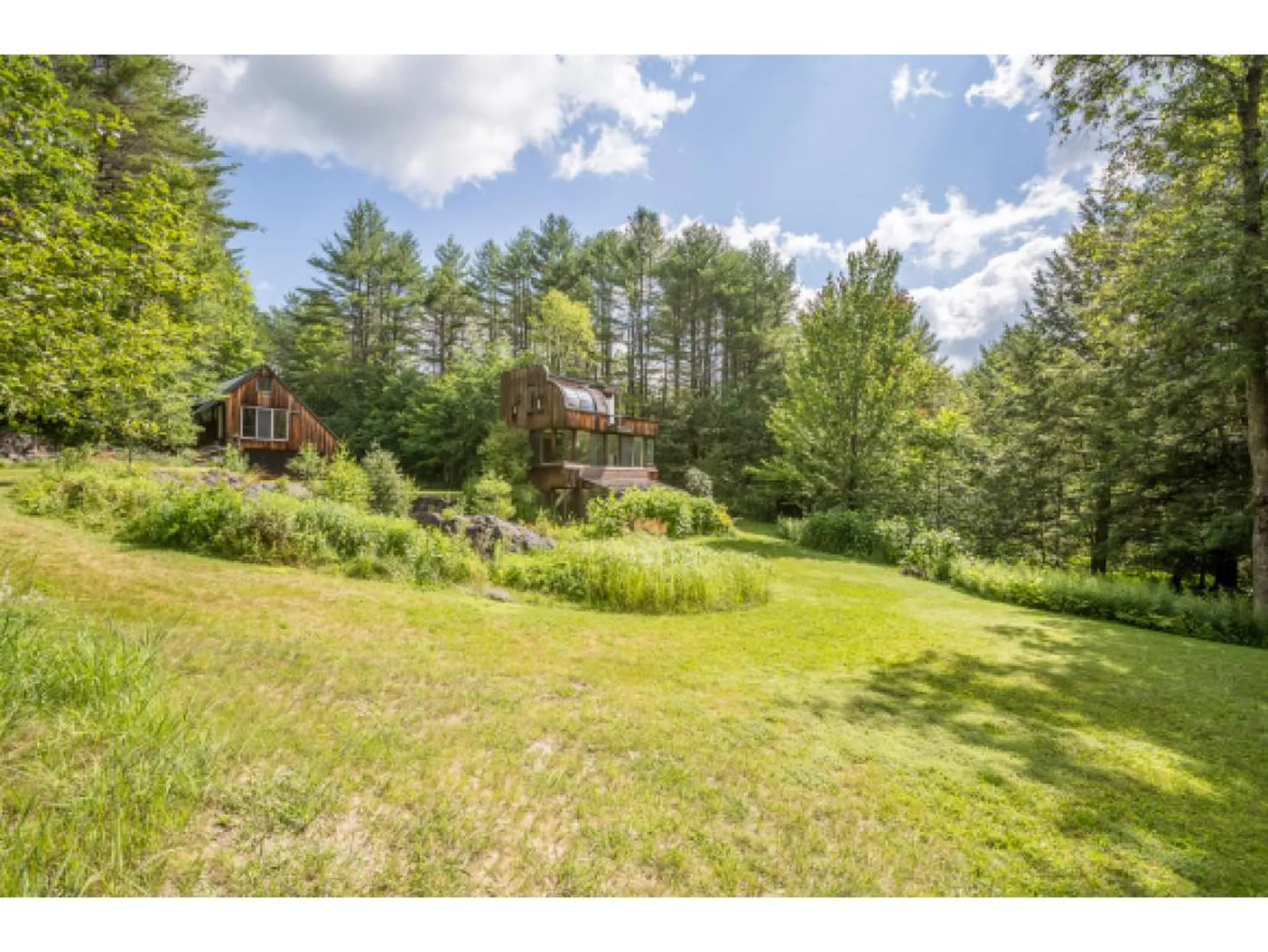 1699 Vt Route 132 Sharon VT 05065